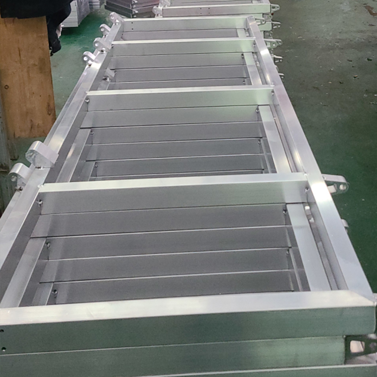 Punching aluminium profile